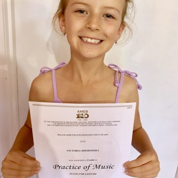 Victoria S. passed her AMEB Piano for Leisure Preliminary exam and was awarded a Credit. Well done Victoria!